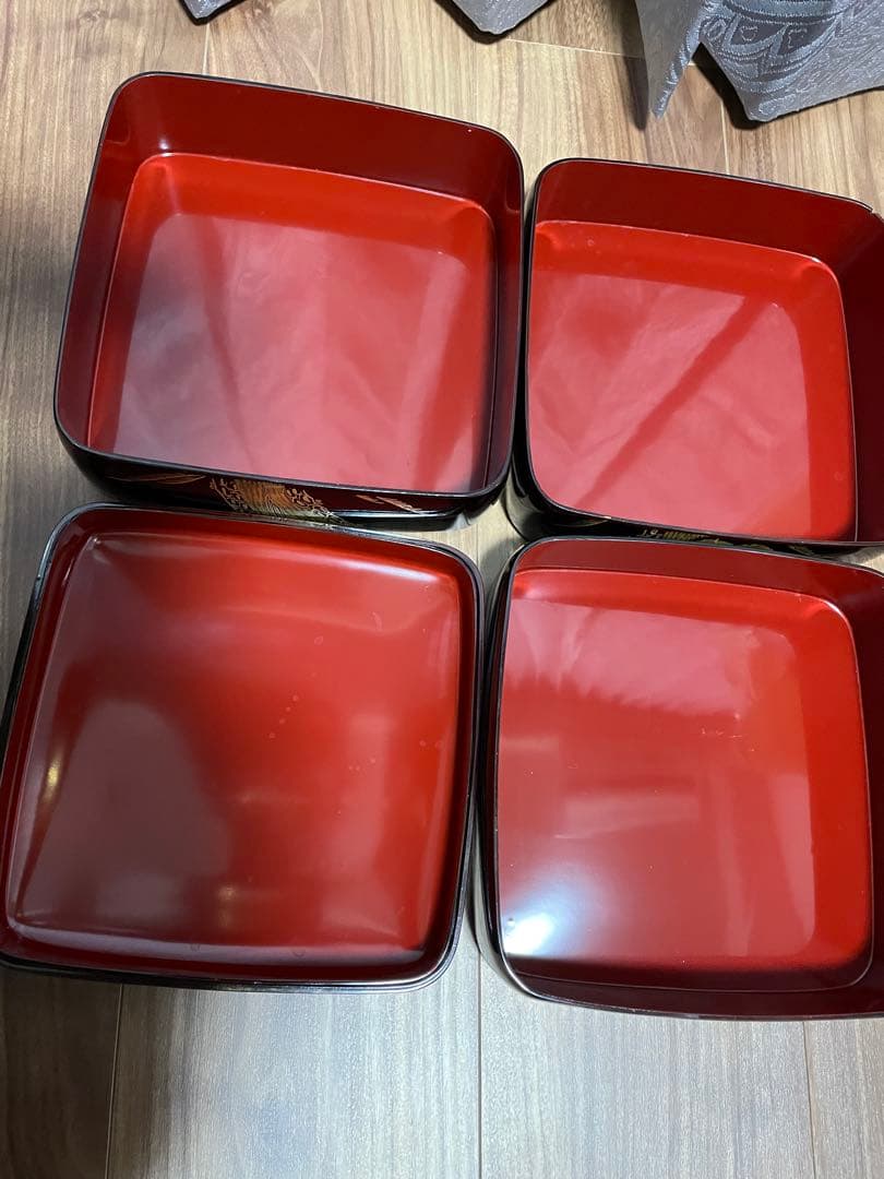 お重箱　　骨董　漆塗り