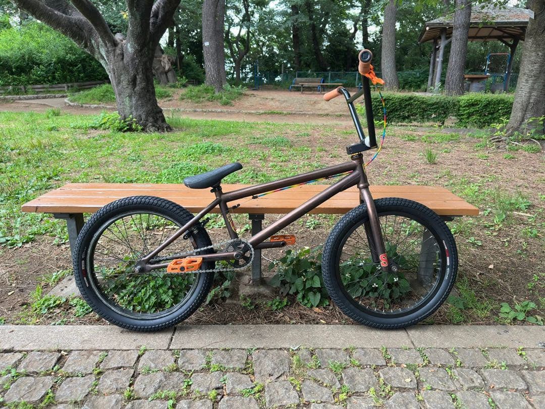 Sandy BMX ブラウン