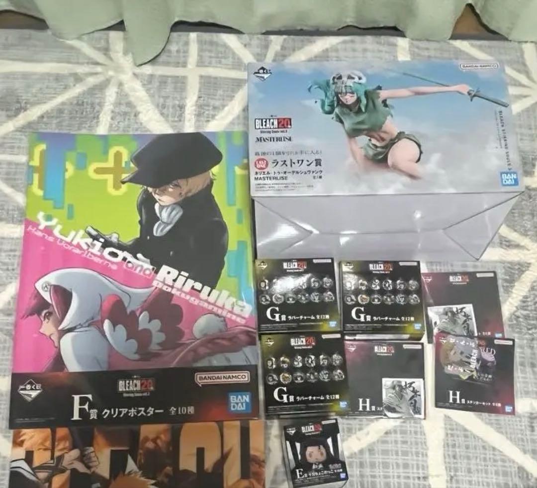 BLEACH 20周年記念フィギュア＆クリアポスターセット