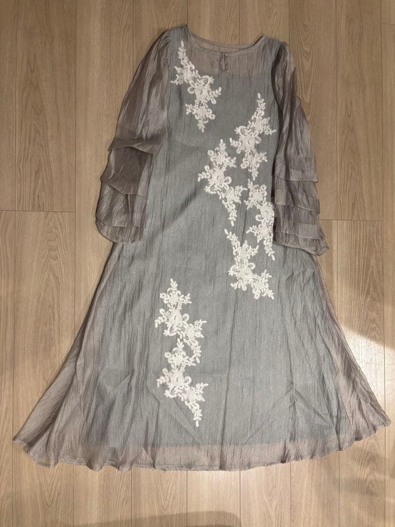 シアーAラインワンピース　niana