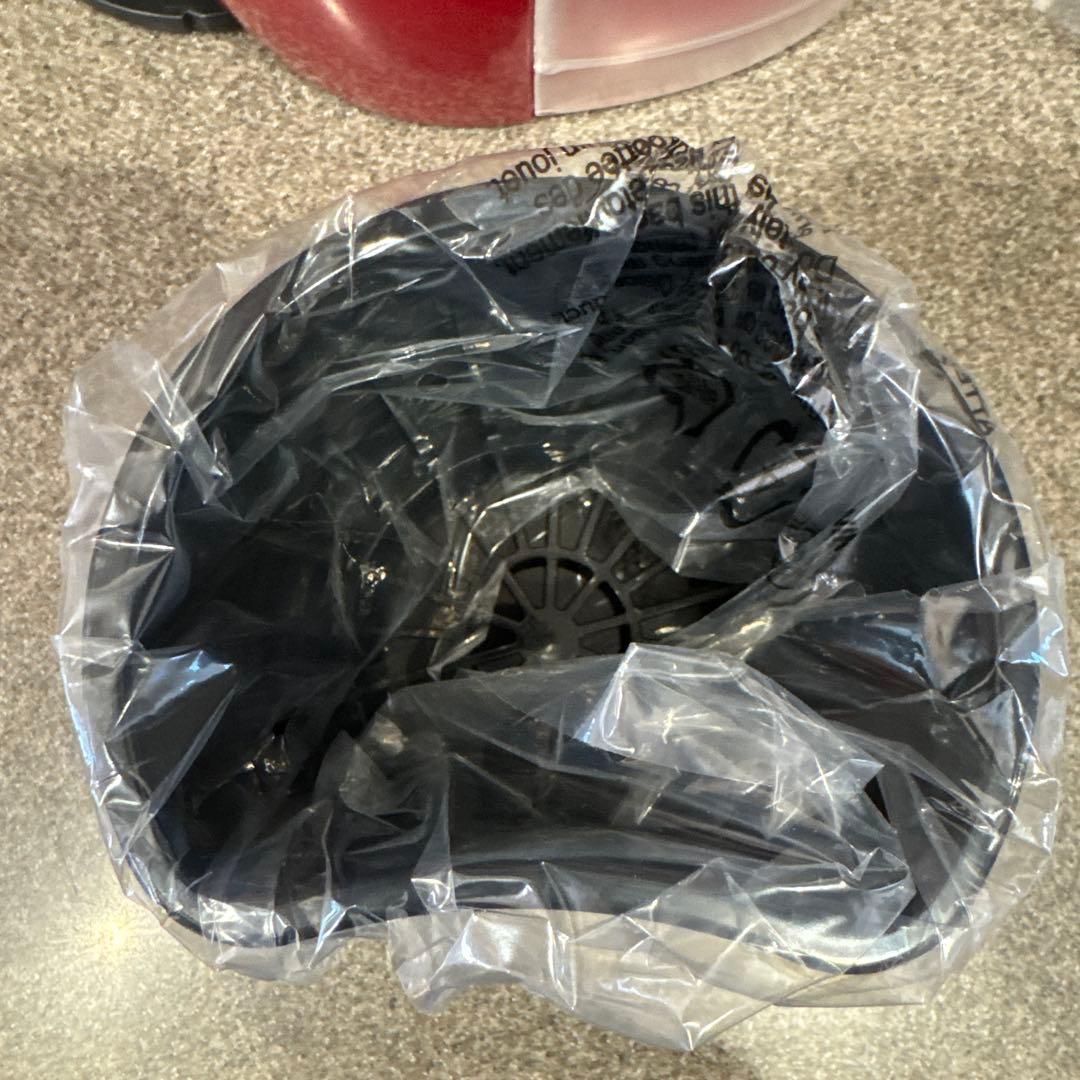 ネスカフェ　ドルチェ　グスト　ジェニオ2 レッド　MD9771 新品