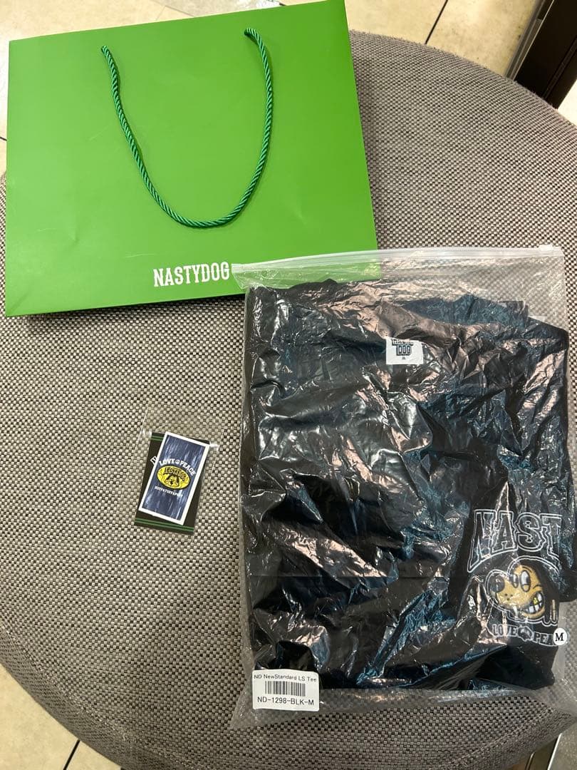 NASTYDOG ブラック Tシャツ Mサイズ ステッカー 紙袋