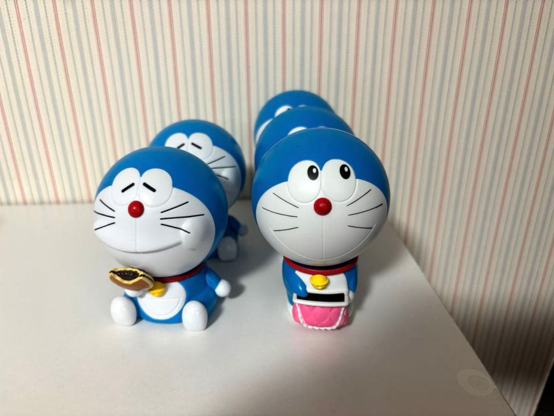 カプキャラ ドラえもん どれでも4体2000円