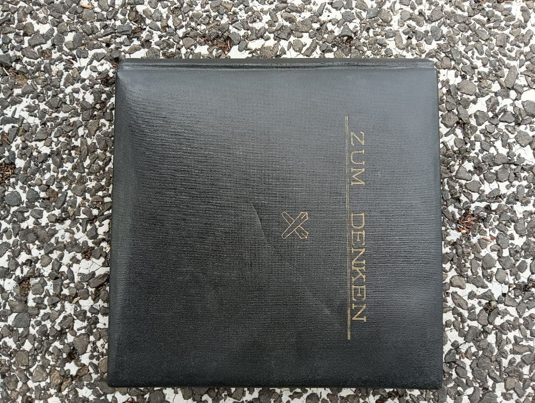 カ*ズ様 慶應義塾大学豫科　法・三・G　　修了記念　（４４枚の写真が貼り付け）