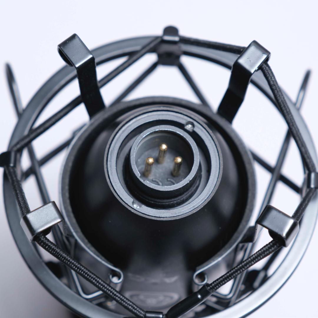 AKG P120 コンデンサーマイク