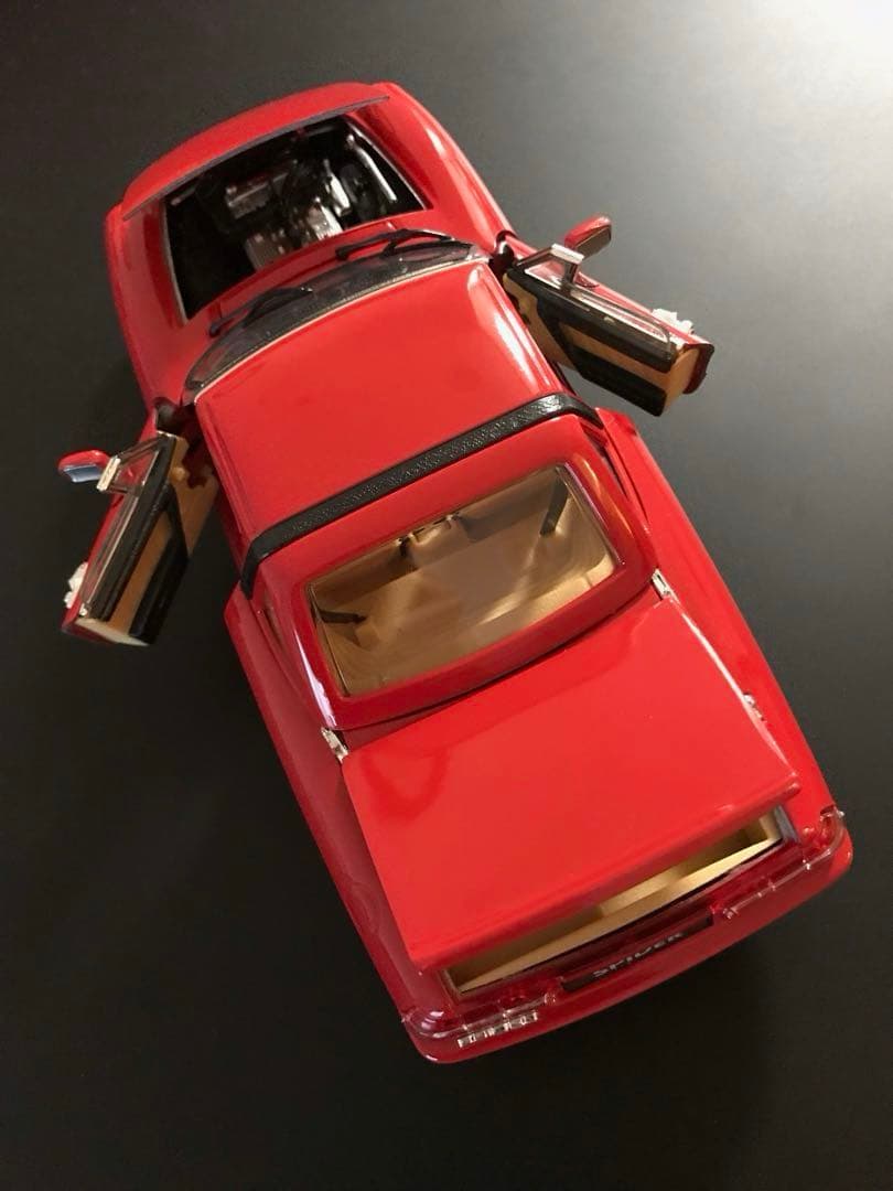 スーパーカー　アルファロメオ スパイダー 1/18 レッド 当時物 イタリア製