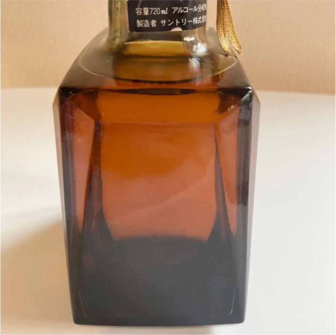 サントリー　RESERVE ウィスキーロイヤルSR