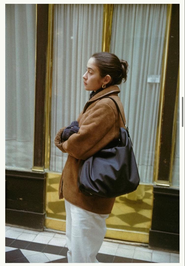 TOUT Y EST SAC CANOT TOILE 黒 ショルダーバッグ