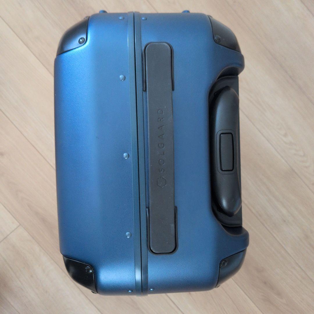 ソルガード Carry-on Closet（機内持込39L） 時短スーツケース