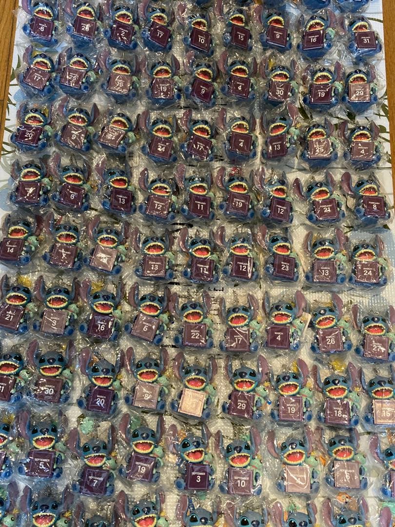 ディズニー　スティッチ キーホルダー大量　90個　未使用