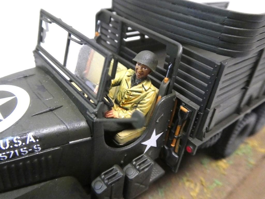 タミヤ 1/35 アメリカ 2 1/2トン 6×6 カーゴトラック 完成品
