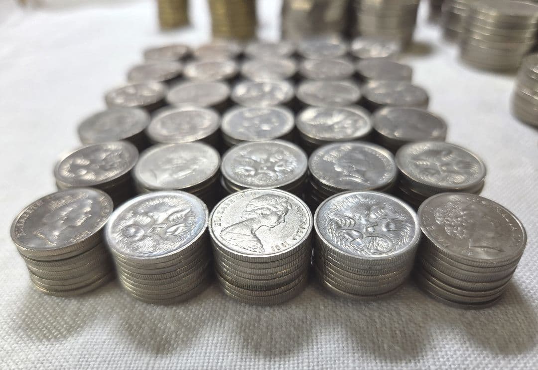 オーストラリアドル　豪ドル　外貨　外国　海外　　硬貨　古銭　貨幣　AUD