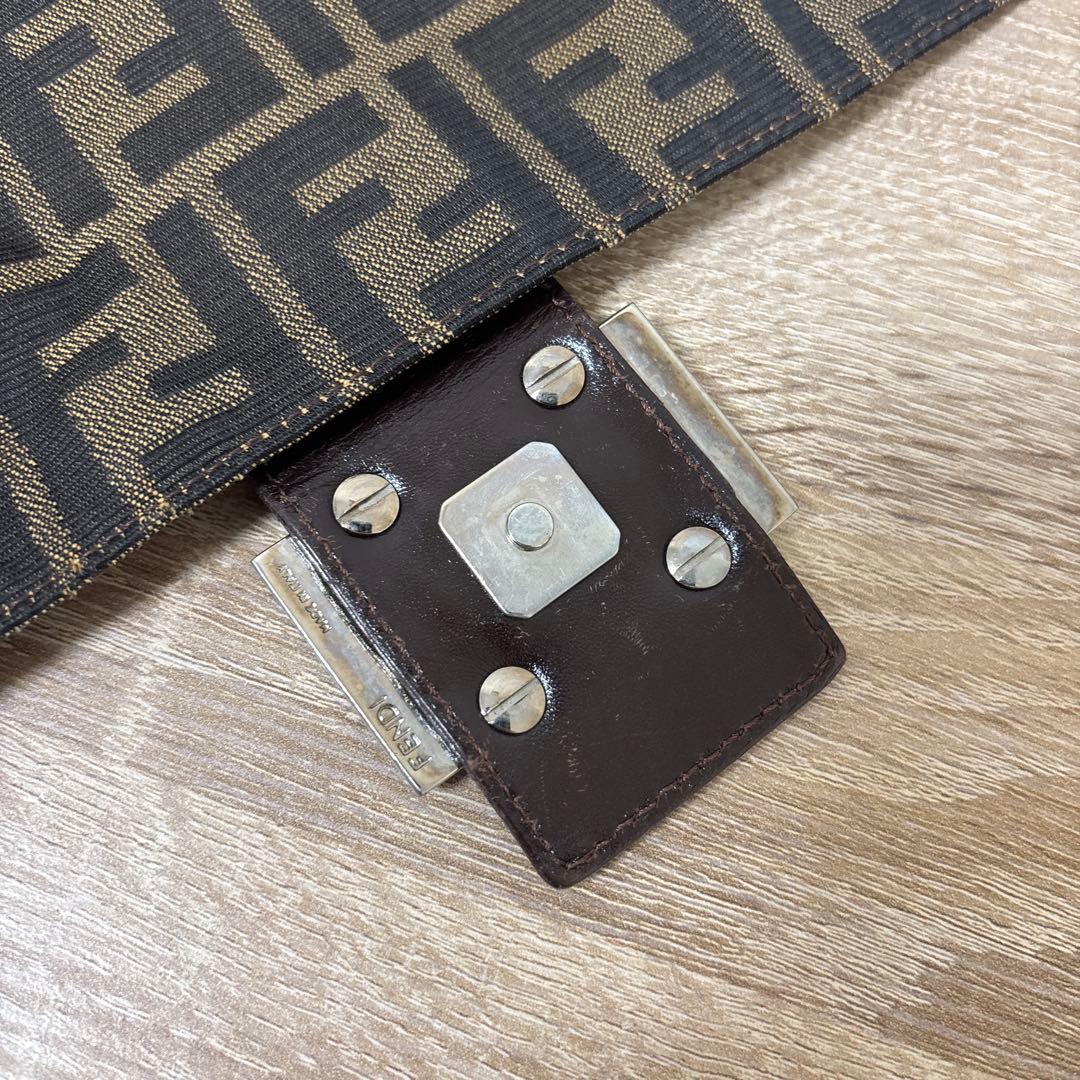FENDI バッグ　ショルダーバッグ
