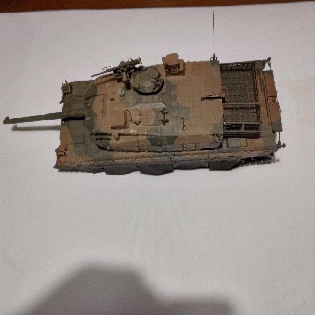 J☆K 商品！hachette製1/16十式戦車完成品美品