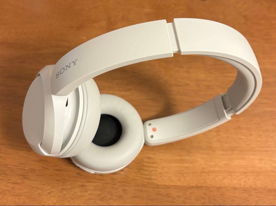 SONY ワイヤレスヘッドホン Bluetooth 白