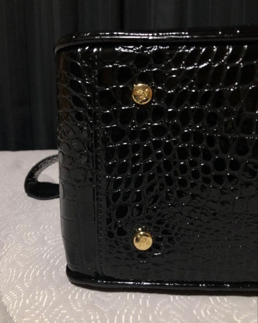 d*9様 Vivienne Westwood クロコダイル風　ハンドバッグ