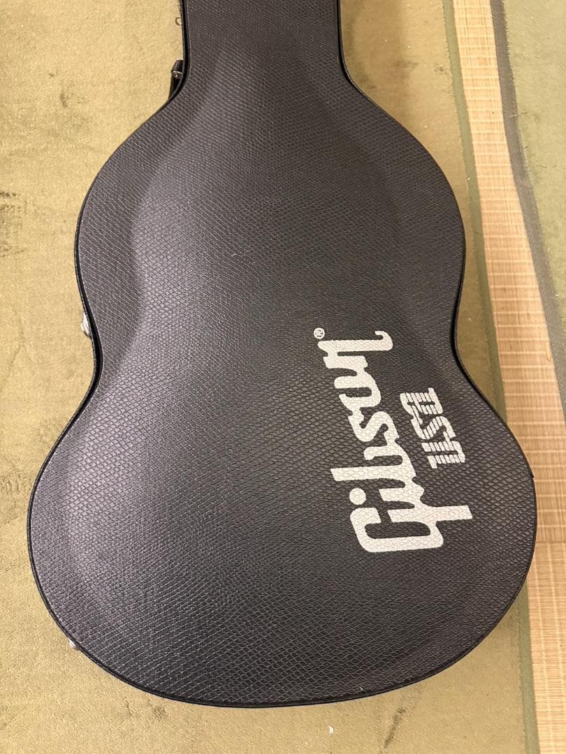 Gibson USA　ギブソン 　SG用 ハードケース ブラック　ギターケース