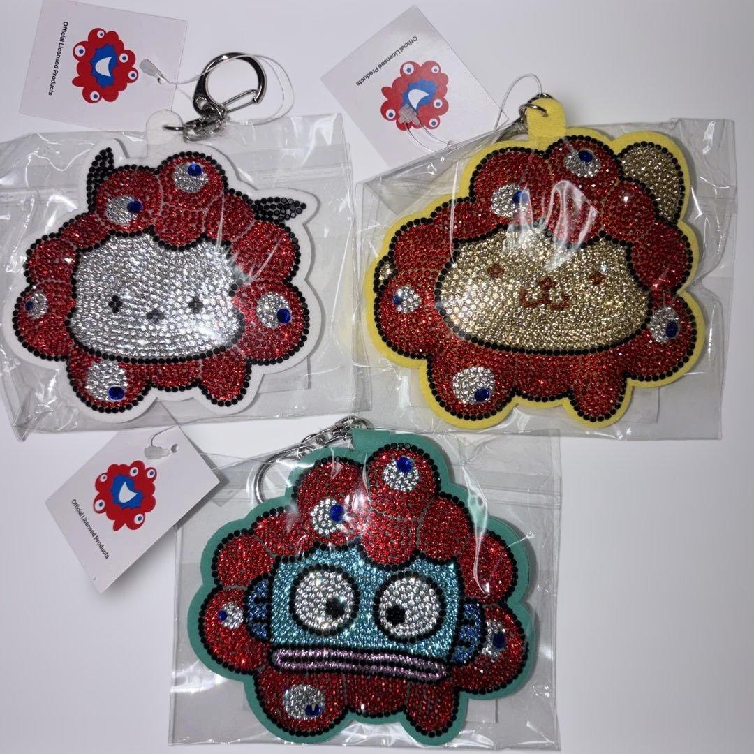 大阪関西万博　サンリオ　ミャクミャク　キラキラレザーキーホルダー