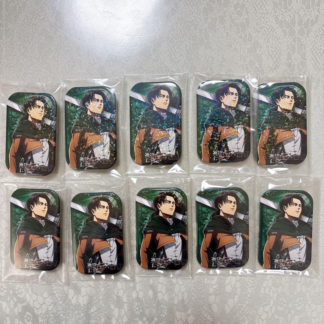 進撃の巨人 リヴァイ クックパッド ホログラム 缶バッジ