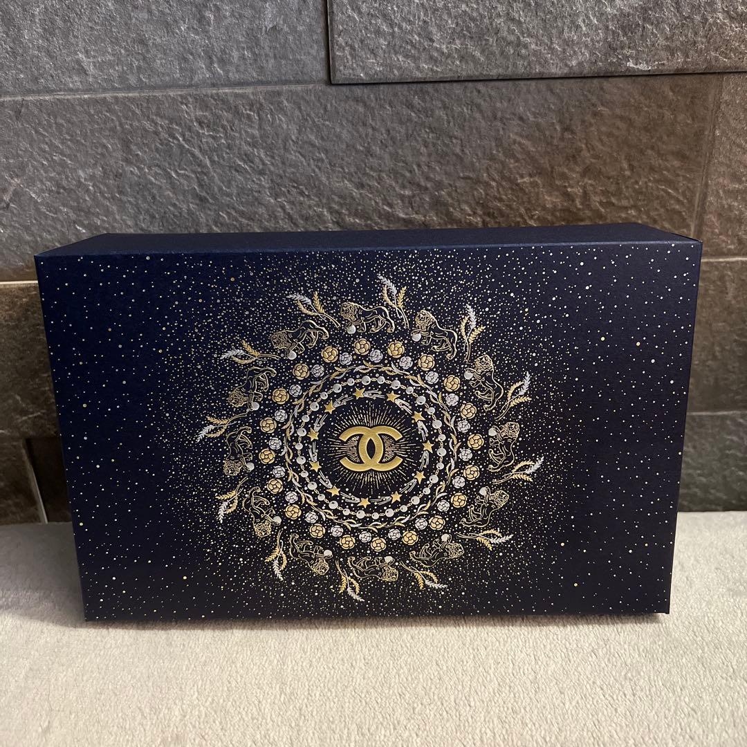 ホリデー限定セット　CHANEL ルージュ ココ グロストリオ セット