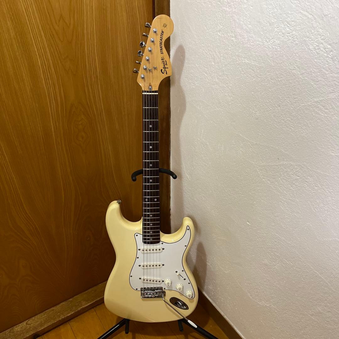Squier CST-30 ストラトキャスター