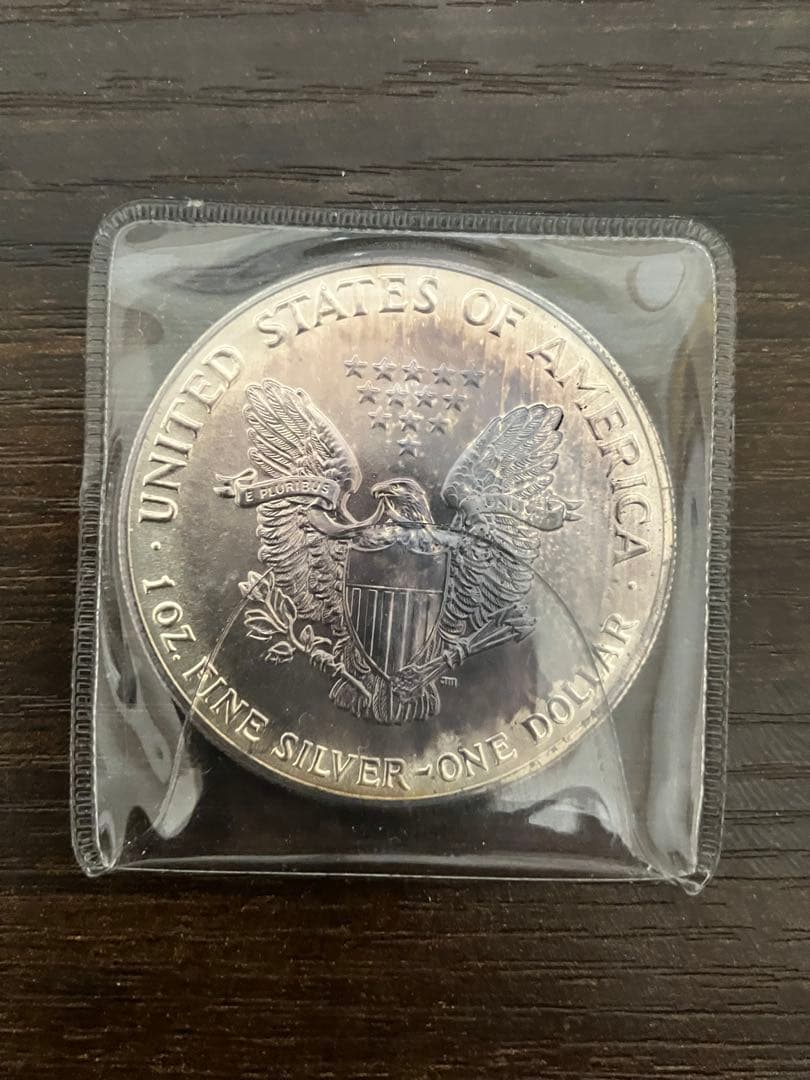 R*a様 アメリカ　1オンス　1ドル銀貨　1986年