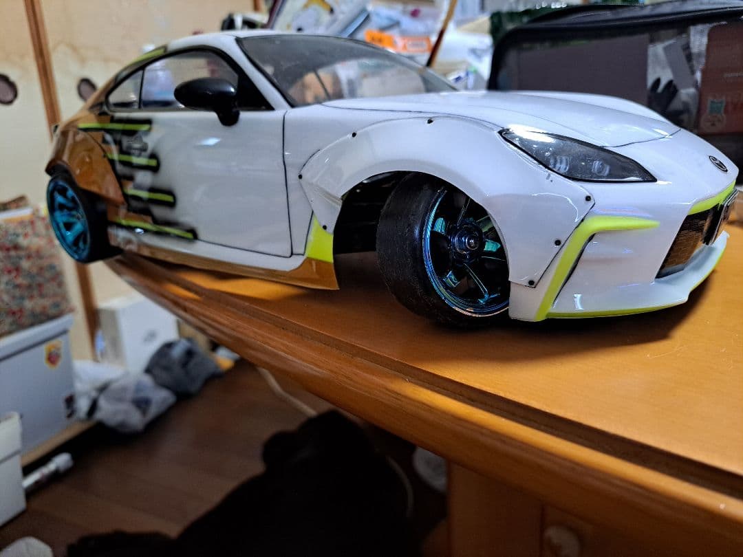 Futaba 3pv　タミヤTT02RWDドリフトコンバ GR86　Zボディー