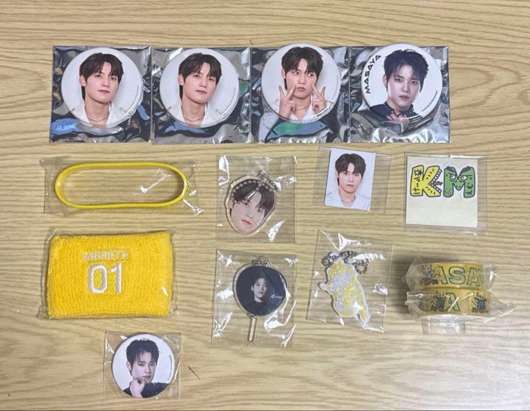 INI 木村柾哉 カプセルトイ 缶バッジ