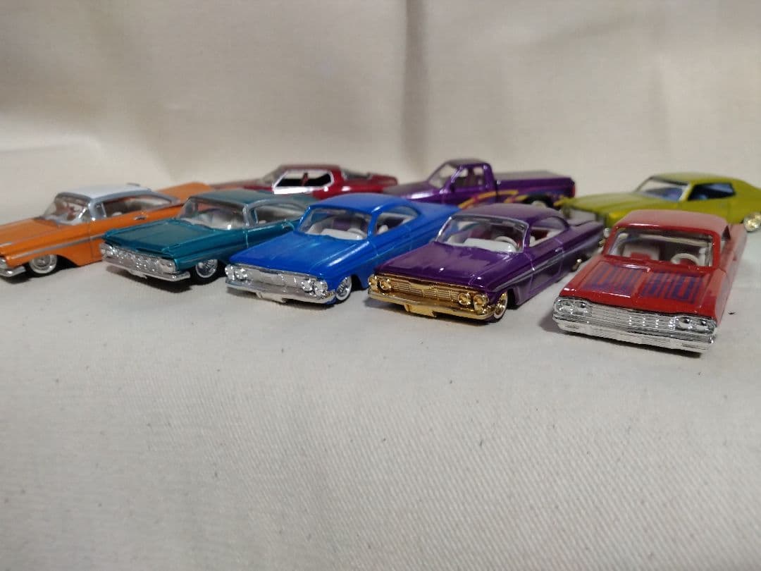 レベル　ローライダー　ミニカー 8台セット