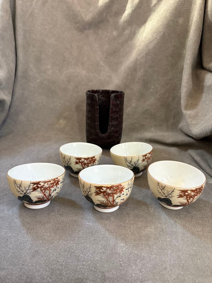 煎茶道具　九谷　煎茶椀5点　竹杯籠　茶道具　煎茶道　紅葉と花の絵柄