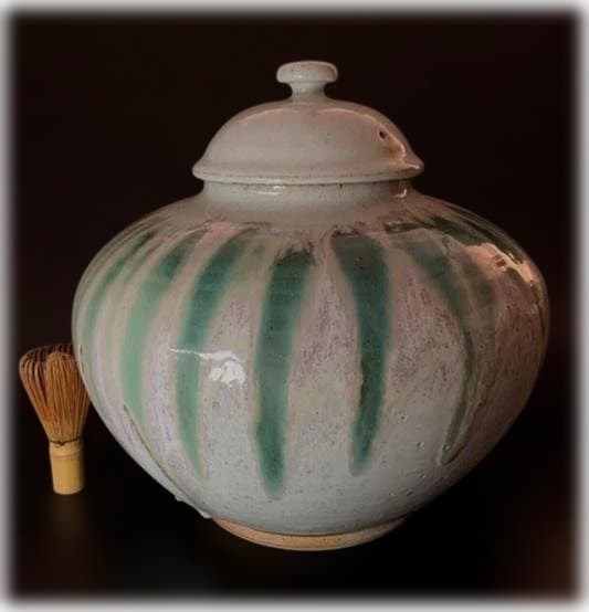 会津本郷焼 宗像窯 七代目 宗像亮一 大作 土灰白釉青流 蓋付 飾り壺