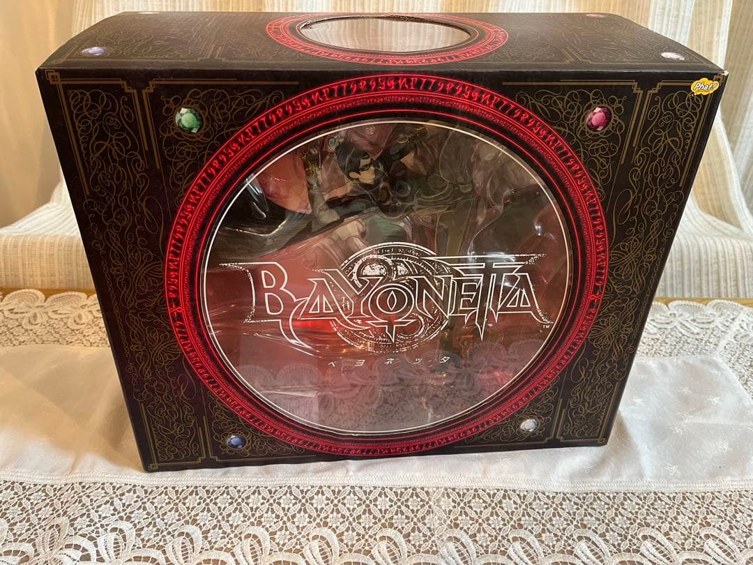 ファット・カンパニー　ベヨネッタ　 フィギュア　BAYONETTA