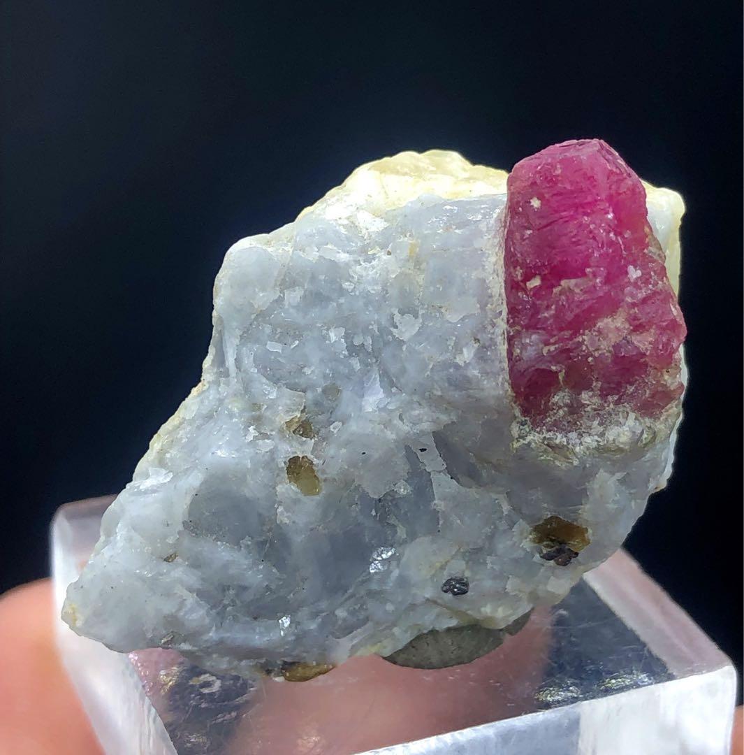 ピジョンブラッドルビークリスタル。