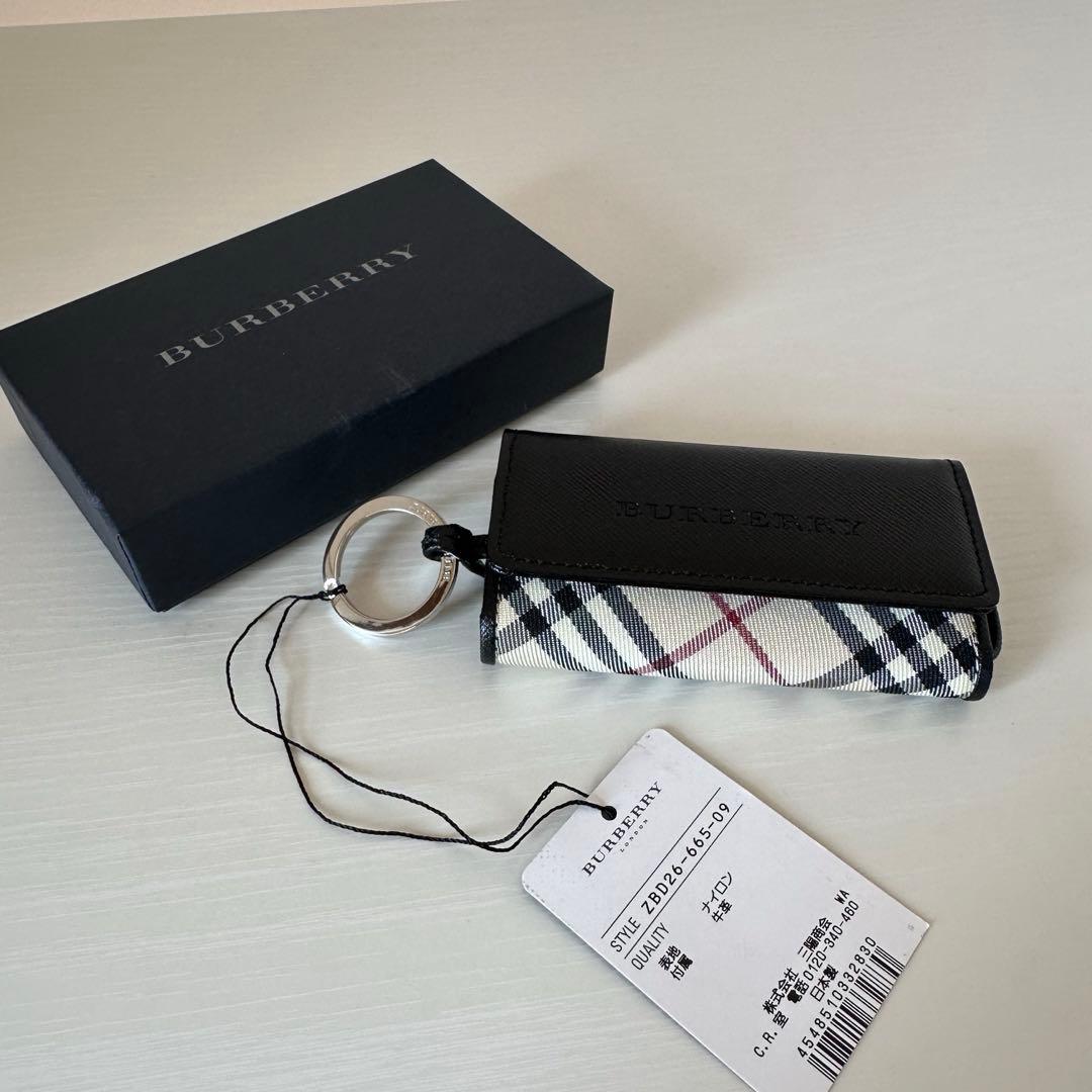 【未使用】Burberry バーバリー　ノバチェック　キーケース　レザー　4連