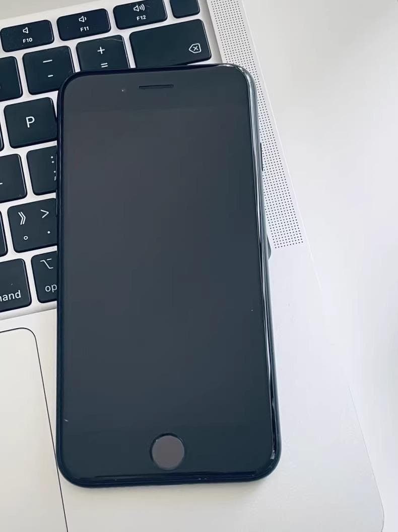 【超美品／バッテリー100%】iPhone SE2 128GB｜フリーブラック