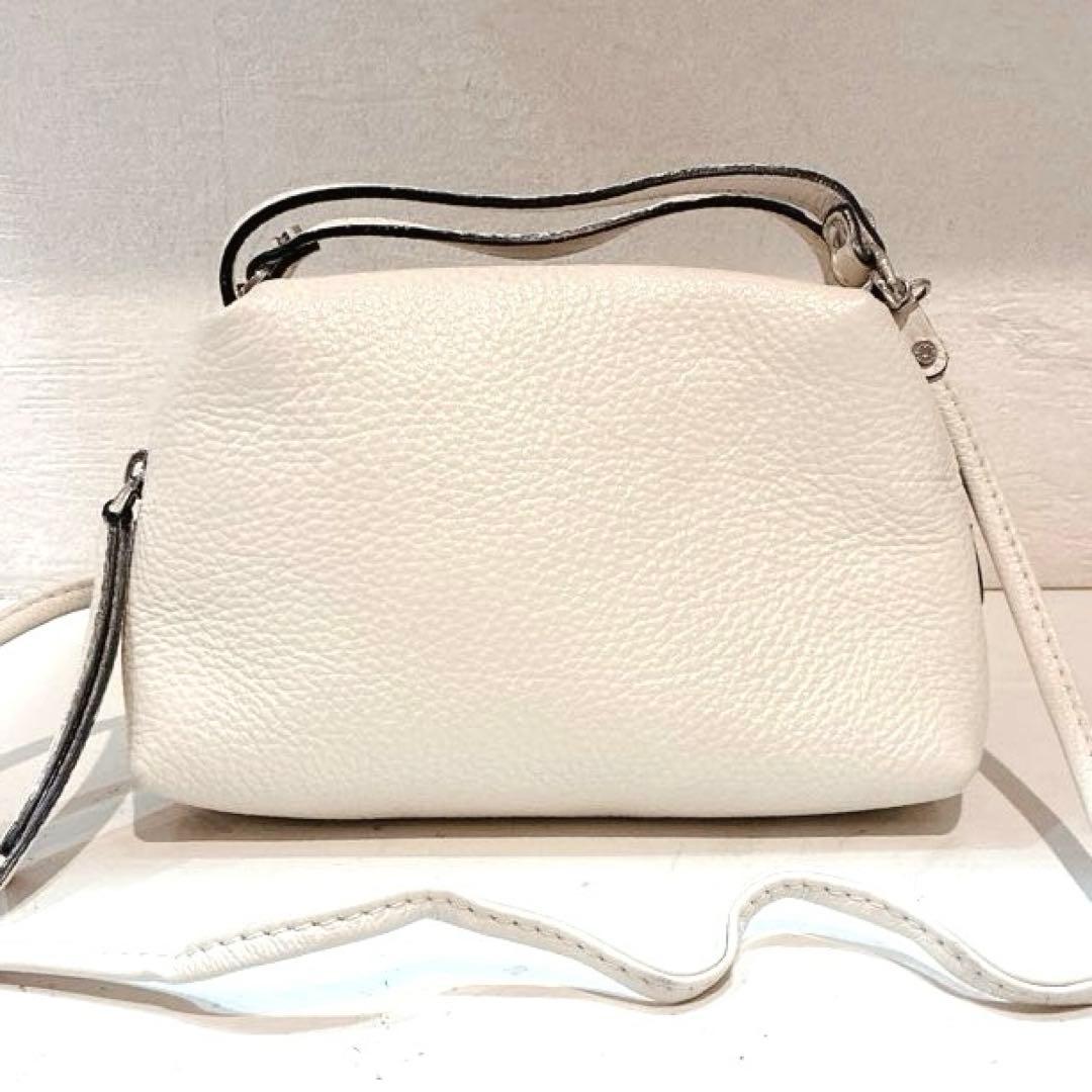 【美品】GIANNI CHIARINI アリファ S ショルダーバッグ　ホワイト