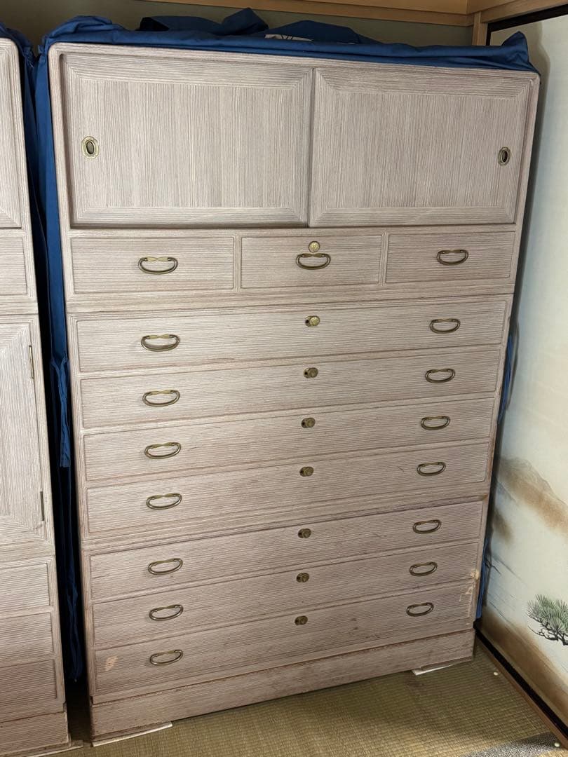 馬渕作 桐箪笥 引き戸付き