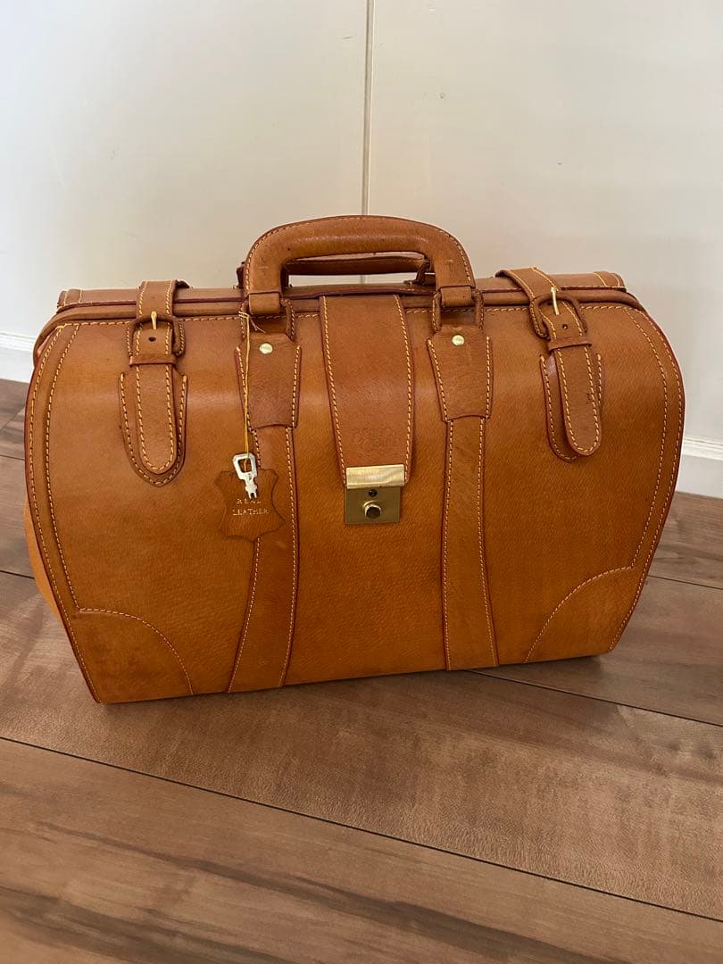 (極美品) Bruno Conti ブルーノコンテイ ボストンバッグ 本革