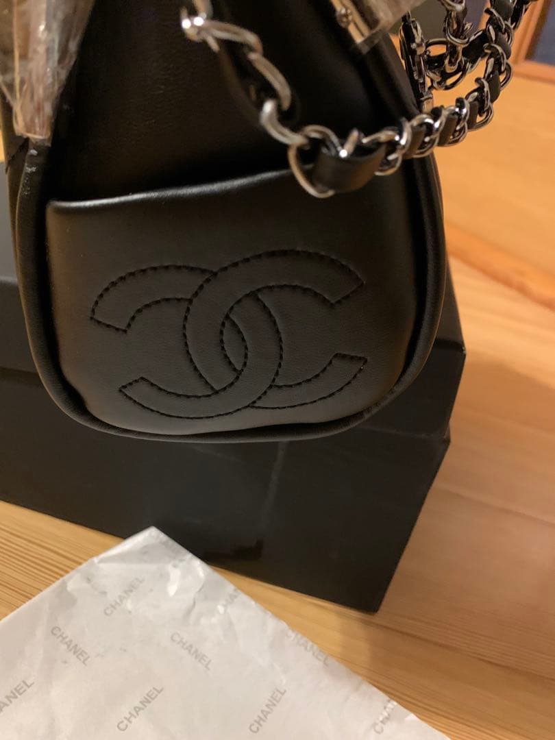CHANELロゴ シャネルマーク ブラック ショルダーバッグ マトラッセ