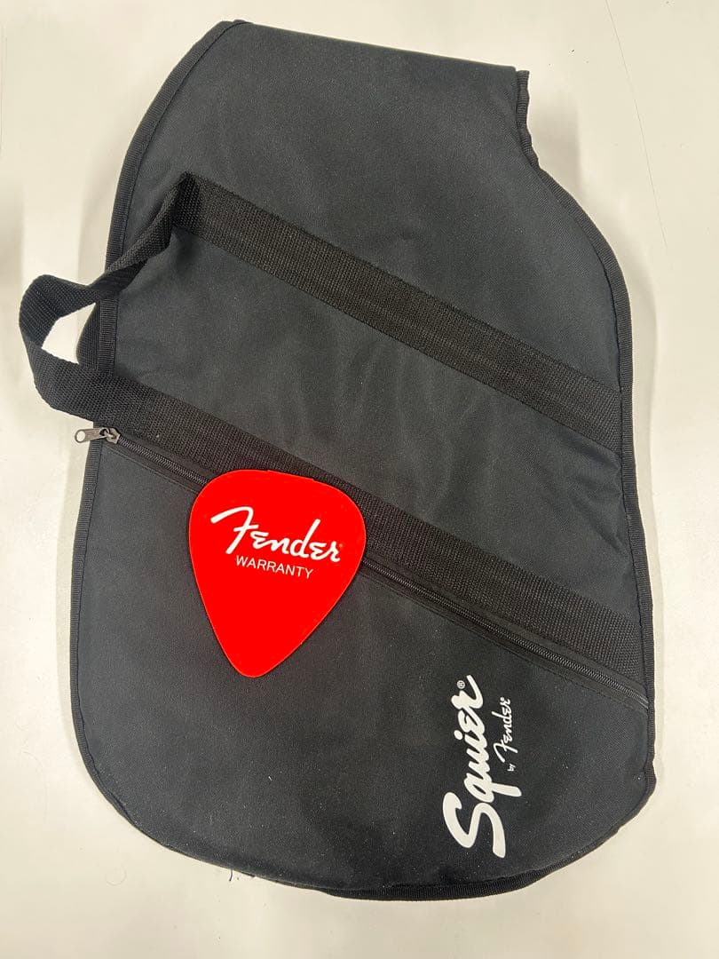 Squier ギター本体　ギタースタンド＋保証書付き 正規店購入