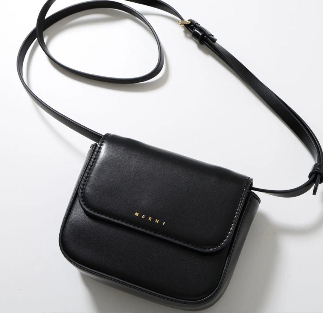 【MARNI】ロゴショルダーバッグ