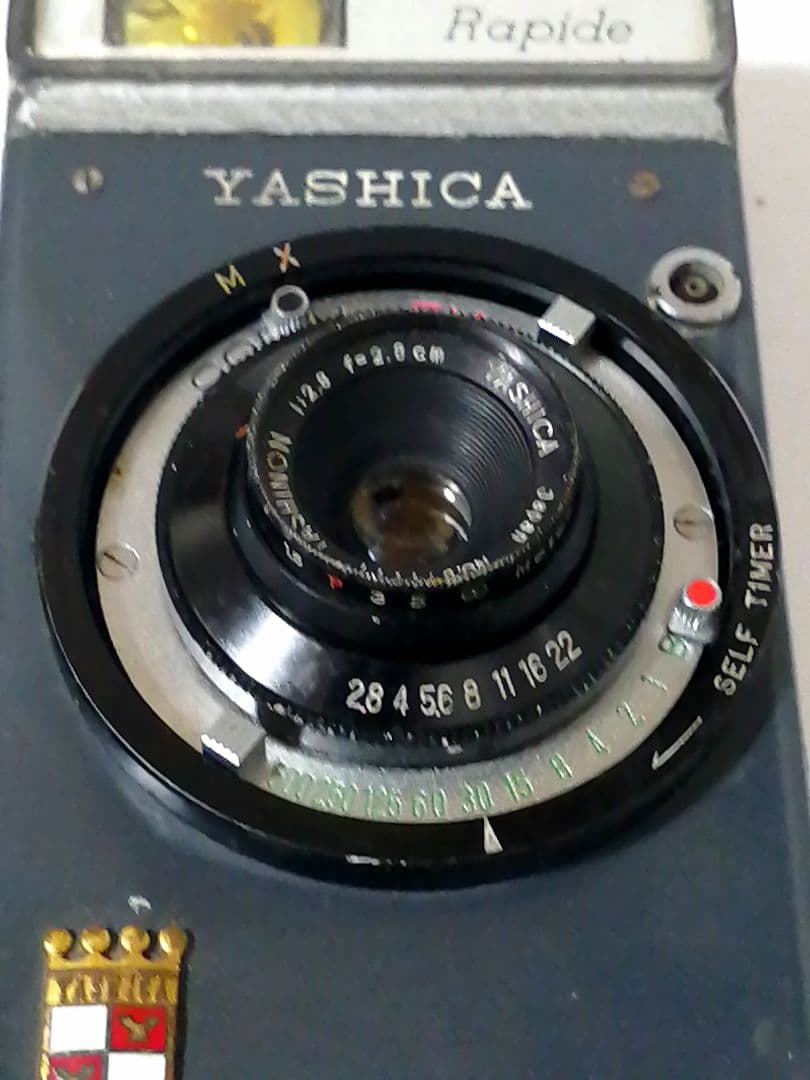 YASHICA　Rapide ヤシカハーフサイズフィルムカメラ　ラピード