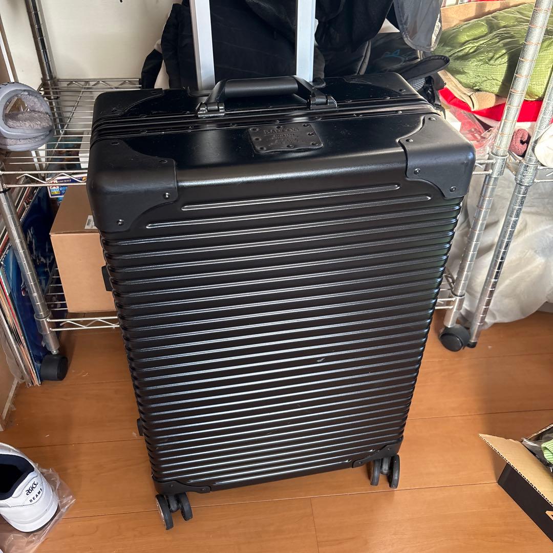 バルコス　スーツケース