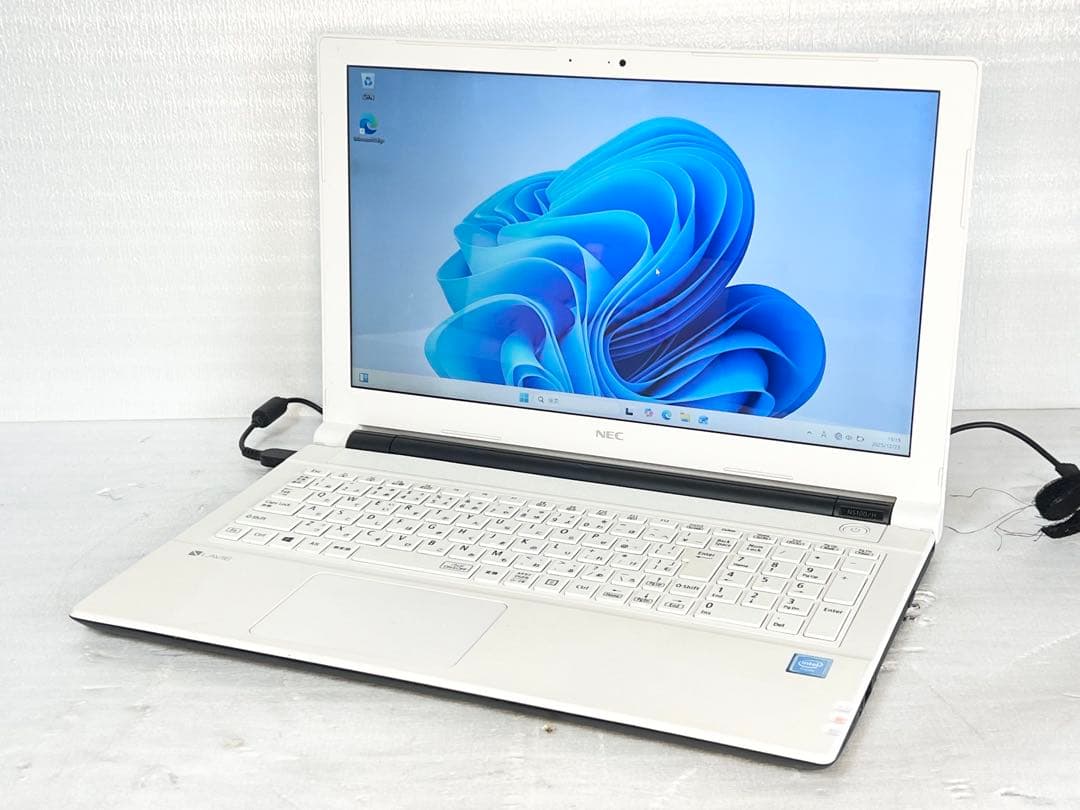 NEC ノートパソコン PC-NS100H2W SSD256GB メモリ8GB