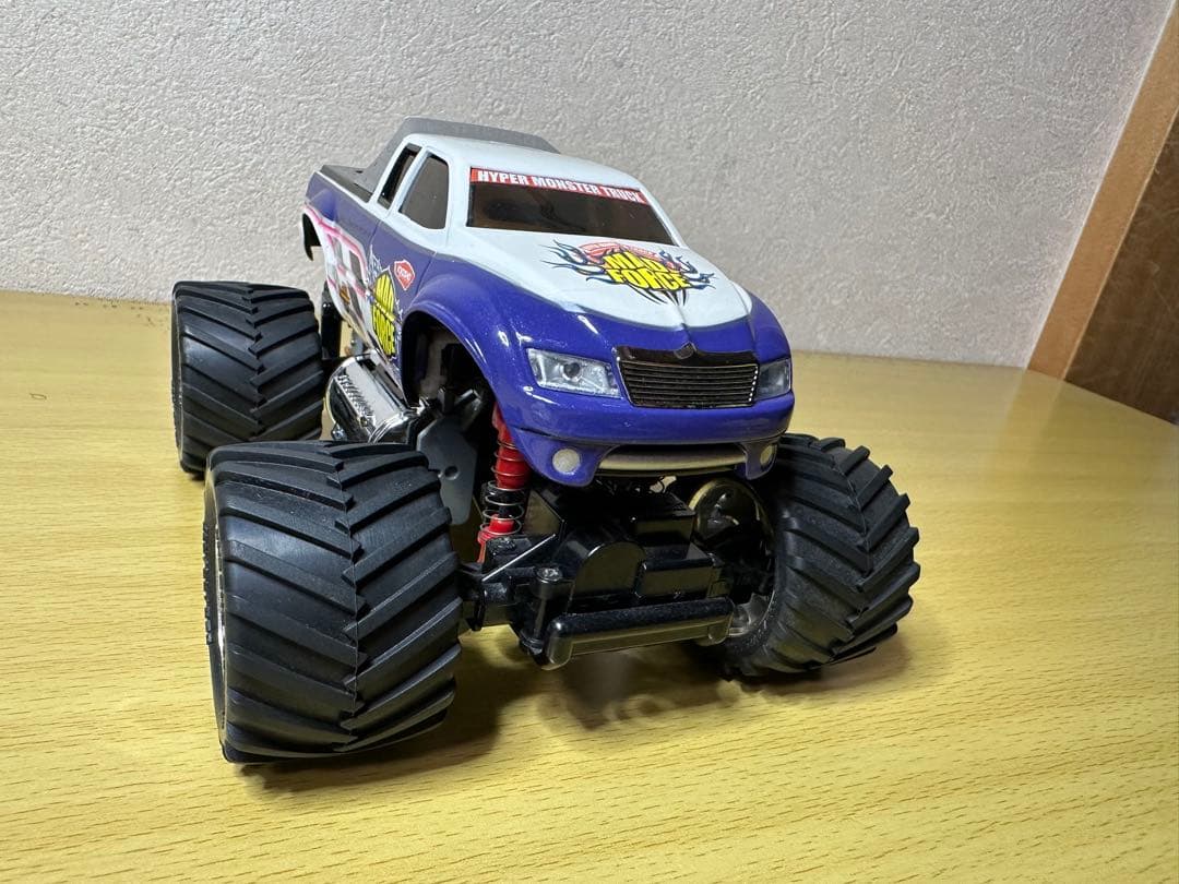 京商　ミニッツ モンスター マッドフォース プロポセット 2.4GHzに交換済