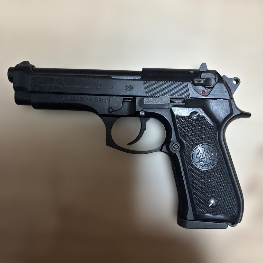 Beretta ガスガン 6mm BB弾 ケース付き