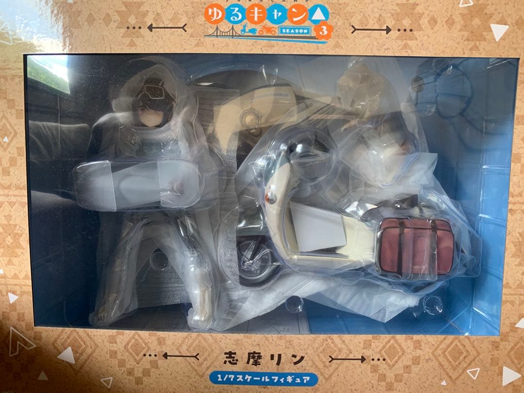 ジャイロボール　志摩リン 、各務原なでしこ1/7スケールフィギュア