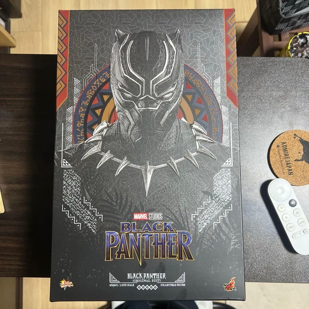 hottoys ブラックパンサー オリジナルスーツ