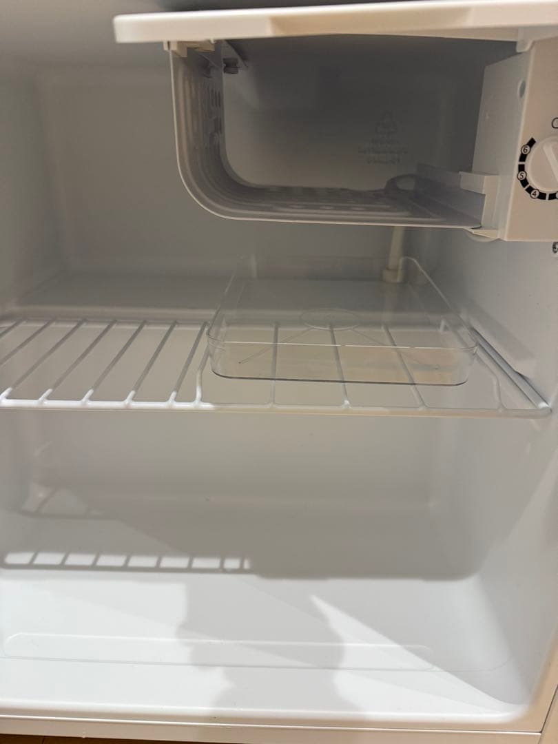 アイリスオーヤマ　コンパクト冷蔵庫 ホワイト