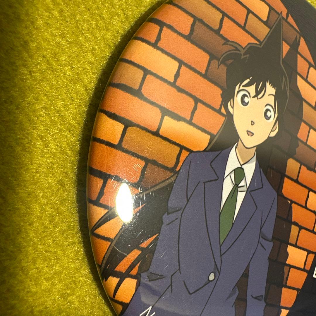 名探偵コナン　毛利蘭　缶バッジ　イオンモールブラックフライデー　犯人の犯沢さん